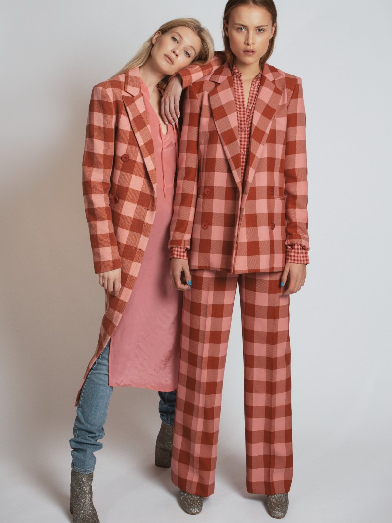 b50bf8f9 b6d3 4853 8aa5 be4c90bc2c26 v4